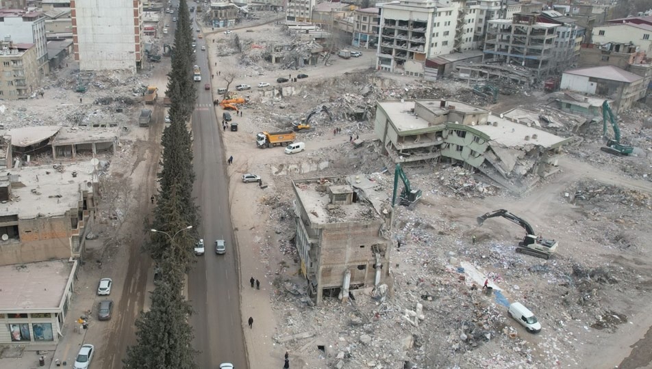 Deprem fırtınası nedir, ne kadar sürer?