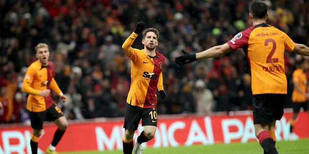 Galatasaray’da Dries Mertens’den galibiyet sözleri! “Kazanmayı bildik”