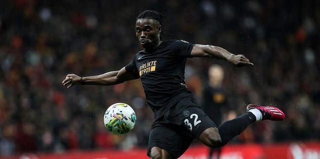 Galatasaray – Kasımpaşa maçı sonrası Adekugbe: Gayeye gerçek ilerliyoruz