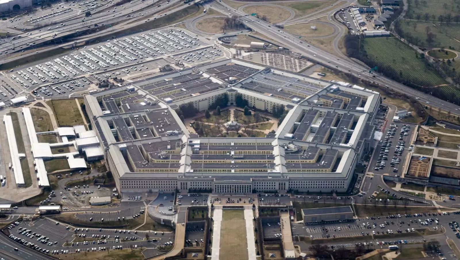 5 maddede sızdırılan Pentagon belgelerinin açığa çıkardığı gizli bilgiler: Pentagon belgelerini kim sızdırdı?