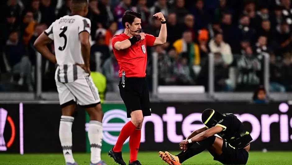 Halil Umut Meler’in yönettiği maçta Juventus kazandı