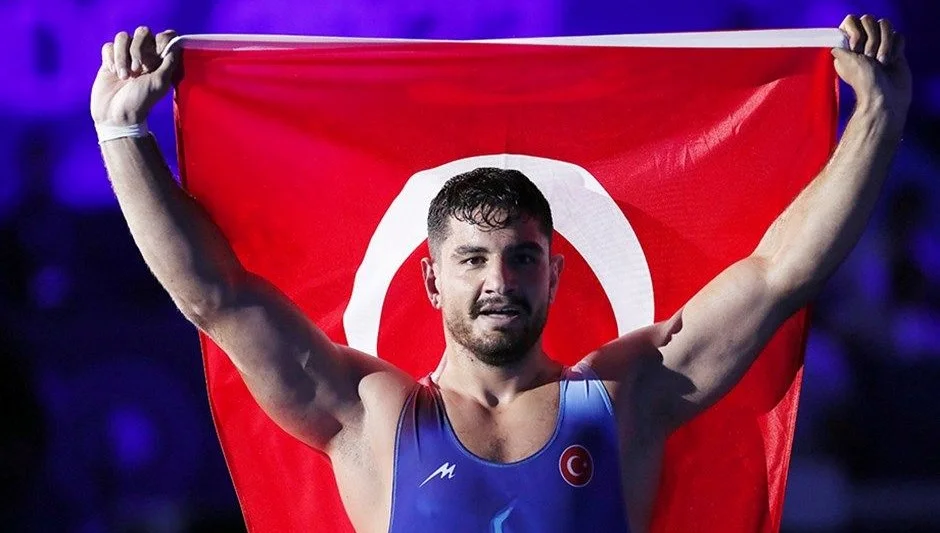 SON DAKİKA: Taha Akgül 10. kez Avrupa şampiyonu oldu
