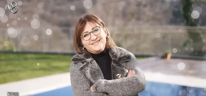 Zuhal Topal’la Yemekteyiz Yıldız Güneş kimdir?